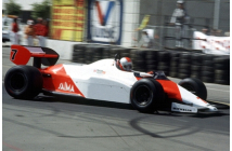 McLaren-Ford MP4/1C USA-West (Lauda-Watson)